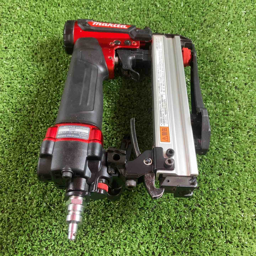 ★マキタ(makita) 高圧エアタッカ AT425HE【川崎店】