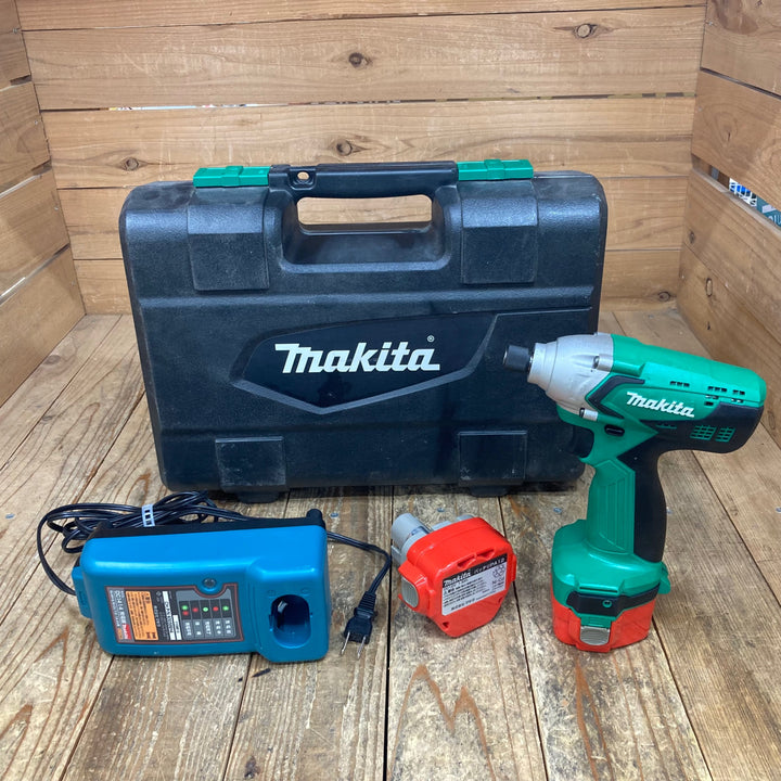 〇マキタ(makita) 充電式インパクトドライバ M694DWX【所沢店】