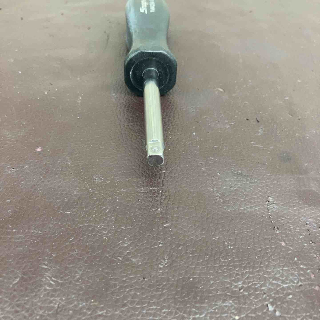 【中古品】 スナップオン(Snap-on) 1/4ドライブ6スタンダードシャンクドライバー ブラック TM4CSA  【東大和店】