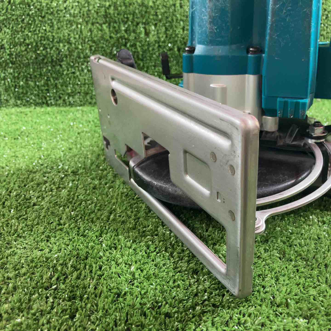 ★マキタ(makita) コードレスチップソーカッター CS553DZ【川崎店】