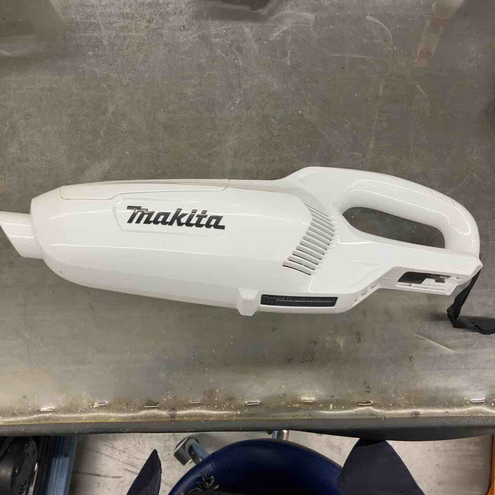 ☆マキタ(makita) コードレスクリーナー CL107FDSHW【戸田店】