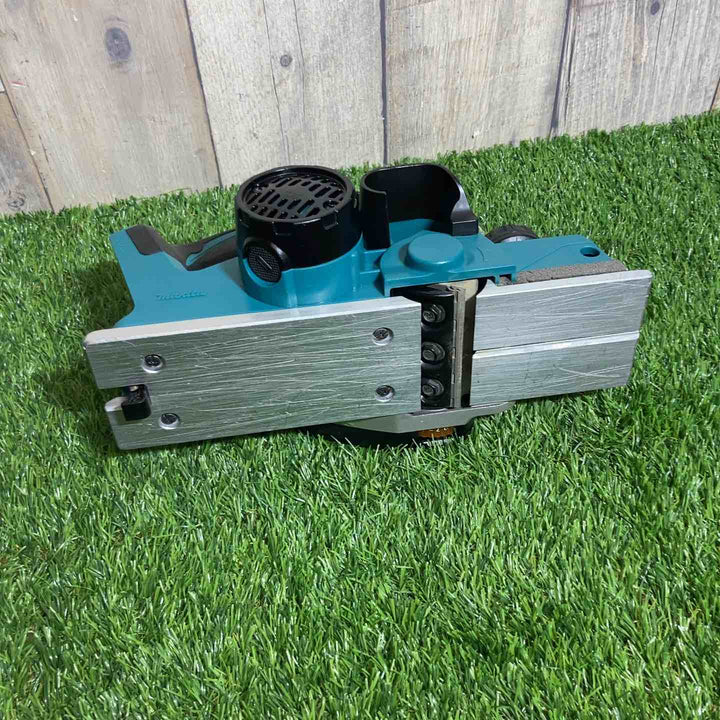 ◇マキタ(makita) 14.4Vコードレスカンナ KP140DZ 本体のみ【戸田店】