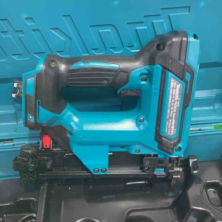 ★マキタ(makita) コードレスフィニッシュネイラ FN350DZK【町田店】