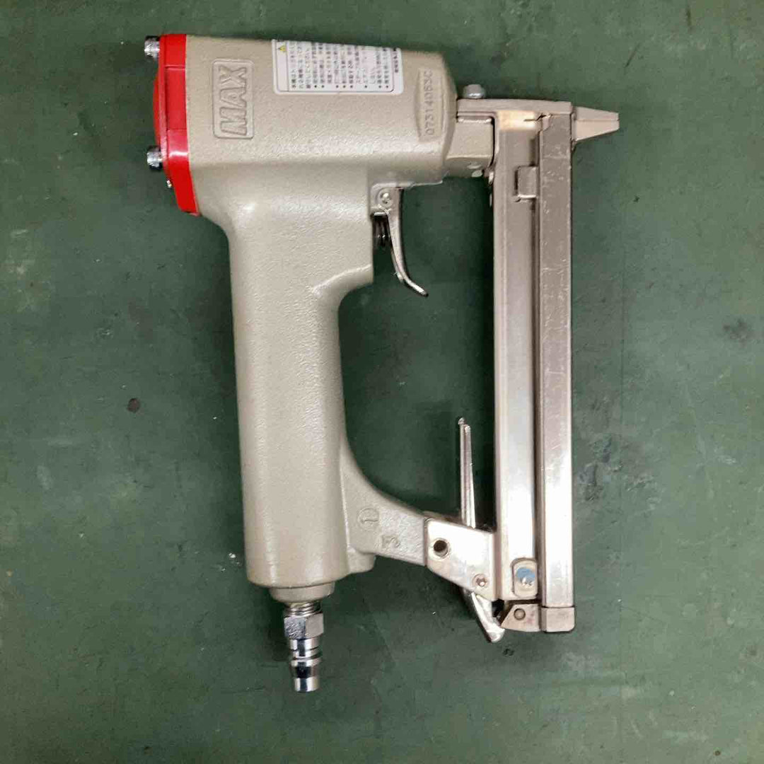 ◇マックス(MAX) 常圧エアタッカ TA-33/422J　本体のみ【戸田店】
