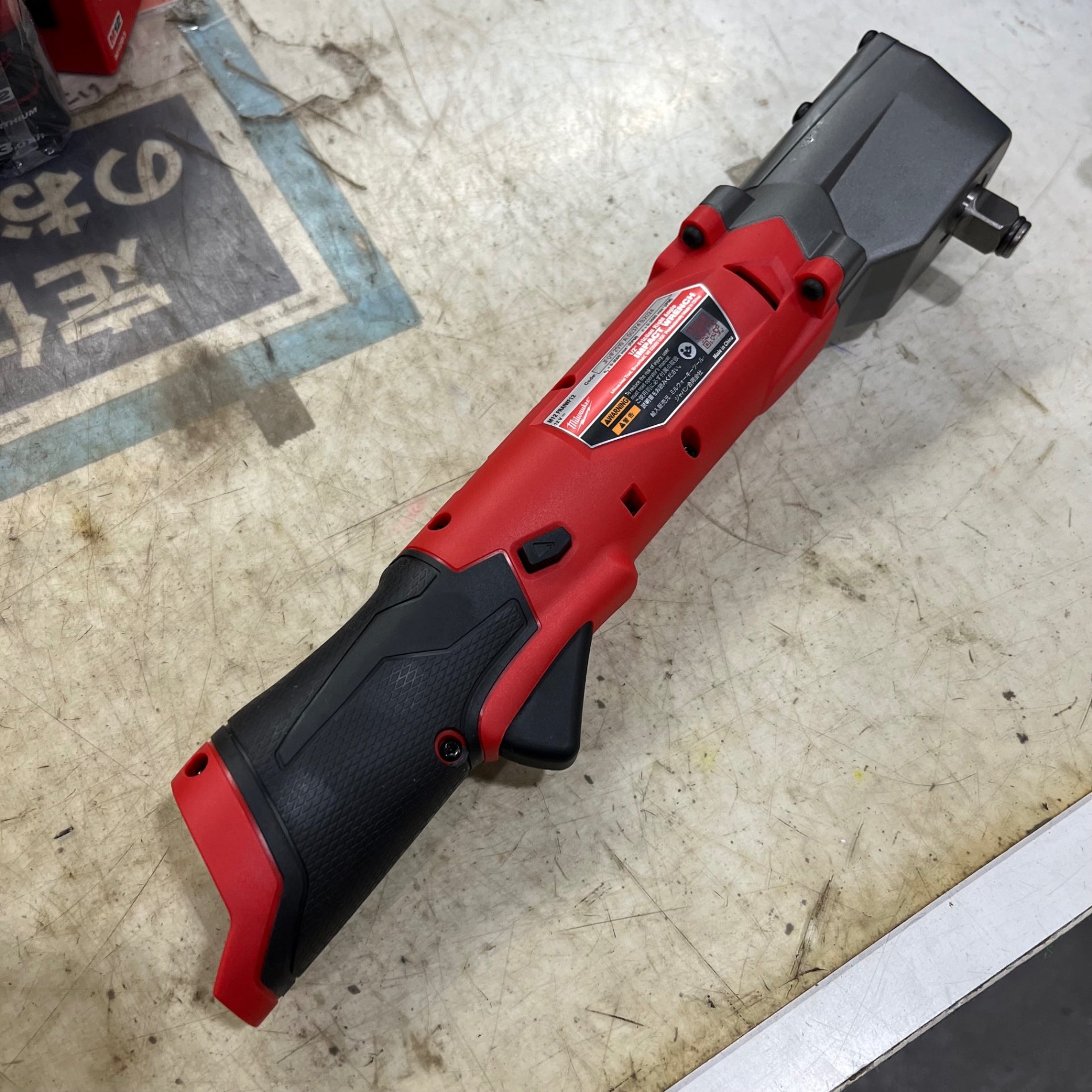 ミルウォーキー 充電式アングルインパクトレンチセット M12 FRAIWF12-0