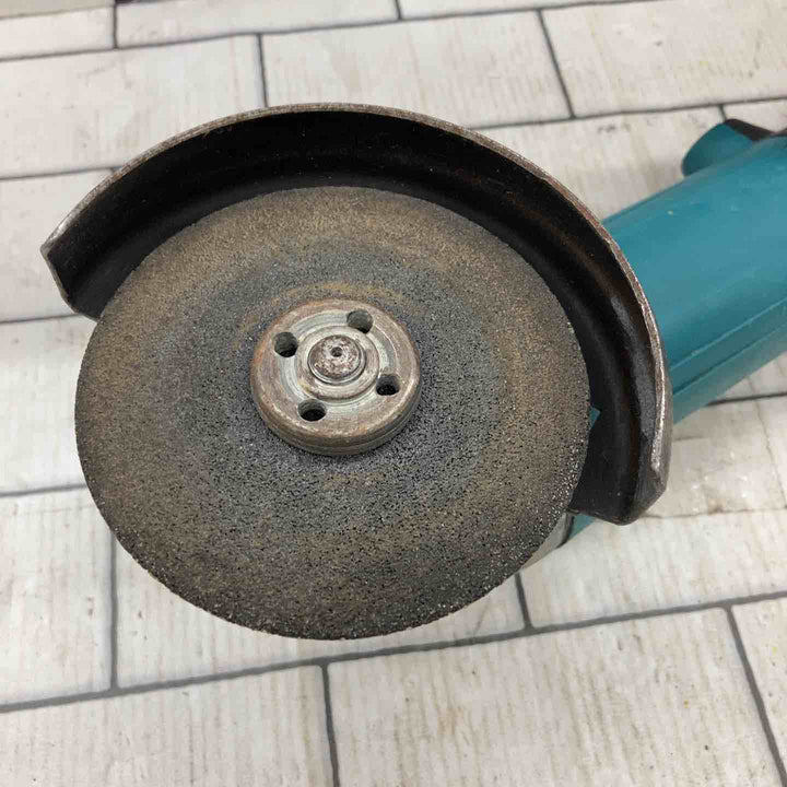 ☆マキタ(makita) 100mmディスクグラインダ 9533B【所沢店】