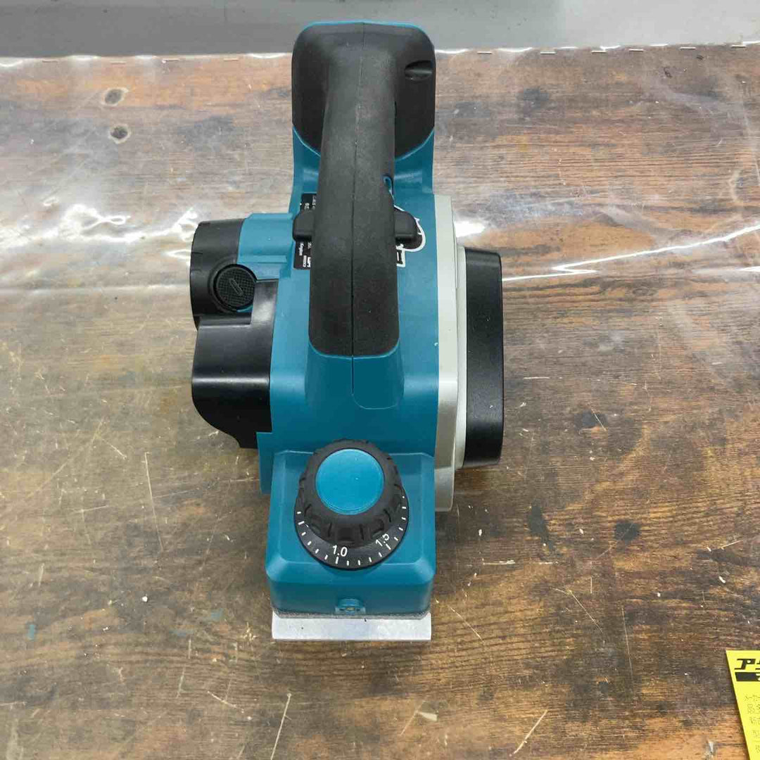 ★マキタ(makita) コードレスカンナ KP180DZ【戸田店】