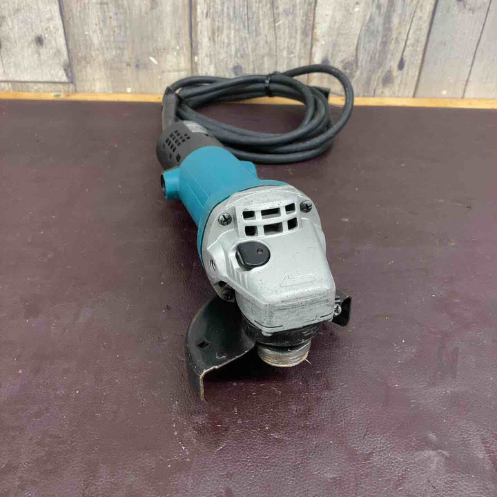 【中古品】 マキタ(makita) 100mmディスクグラインダ 9533B 【東大和店】
