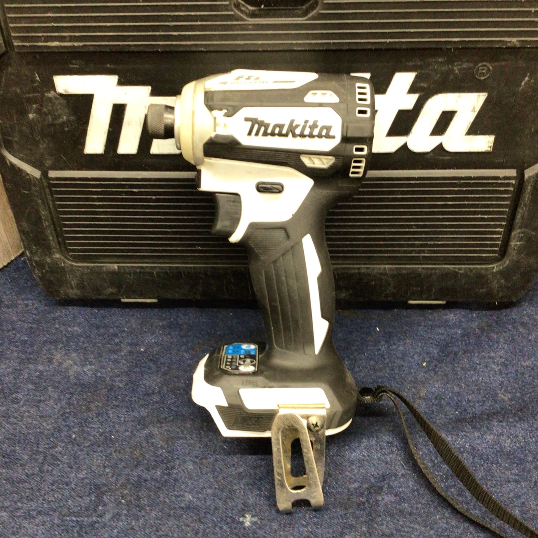 ☆マキタ(makita) コードレスインパクトドライバー TD171DRGXW【八潮店 