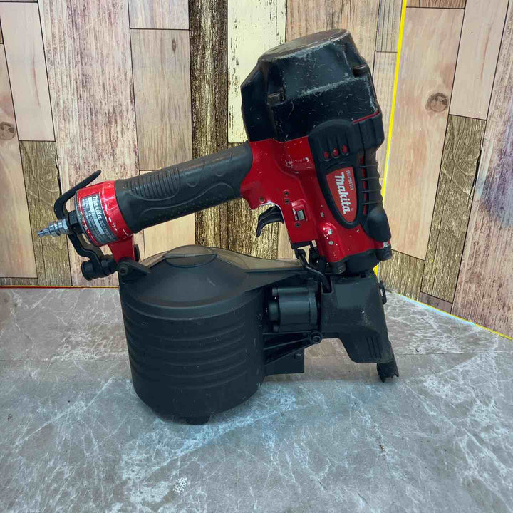 ★マキタ(makita) 高圧エア釘打ち機 AN911H【八潮店】