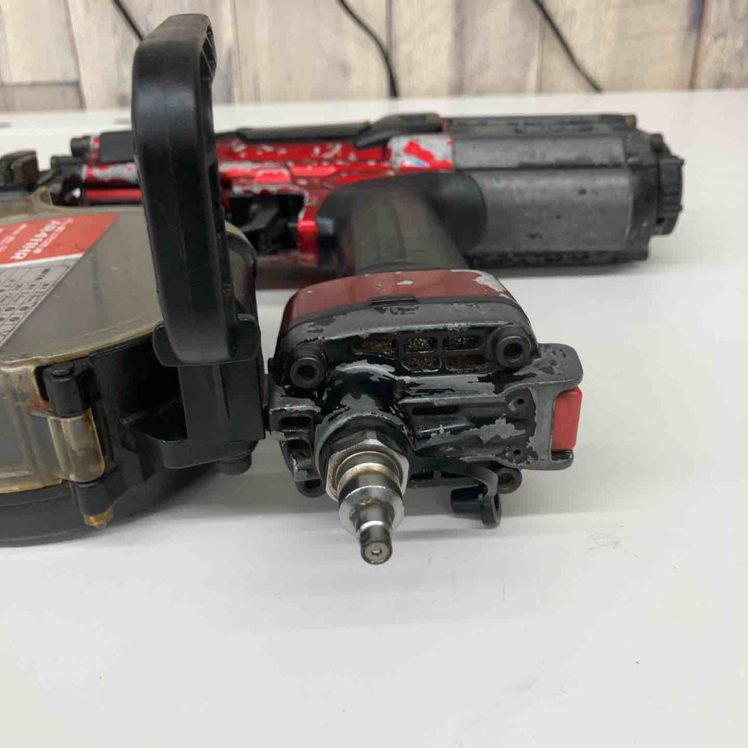 ★マキタ(makita)  41mm高圧エアネジ打ち機 AR411HR 打ち込み確認済み【戸田店】