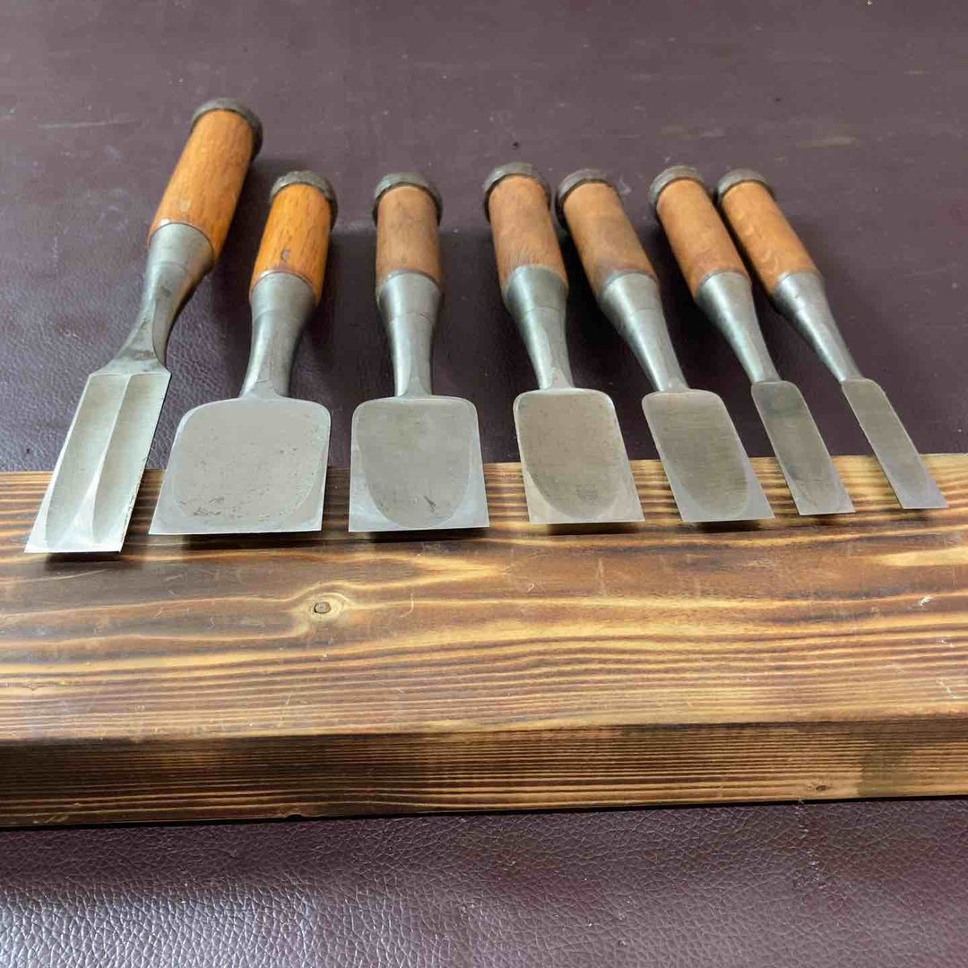 【中古品】 叩き鑿(のみ) 助丸 ハイス鋼 サイズ別 7本組 鑿・鉋・大工道具 骨董品 和工具 【東大和店】