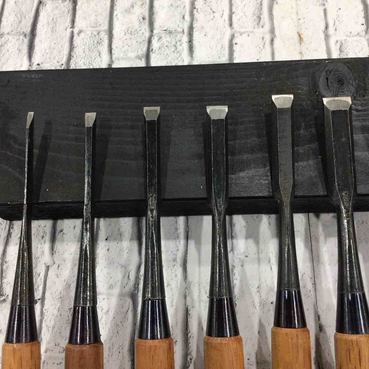 左次弘 追入鑿 10本組 赤樫柄 面取加工 ※12mmが2本あります。 【川口店】