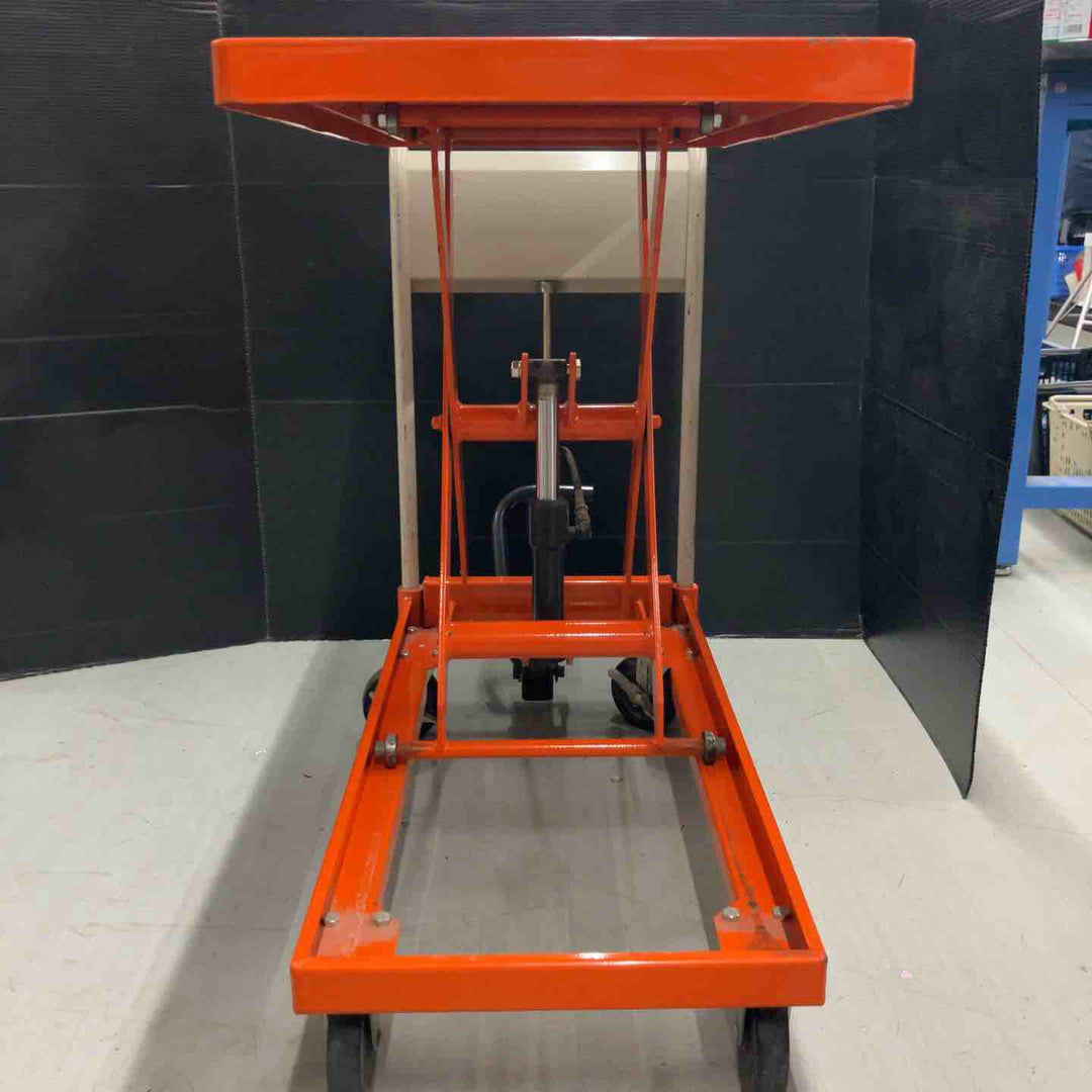 【店頭受取り限定】◇ハマコS.S HLH-150 油圧足踏式テーブルリフト台車　耐荷重150Kg【戸田店】