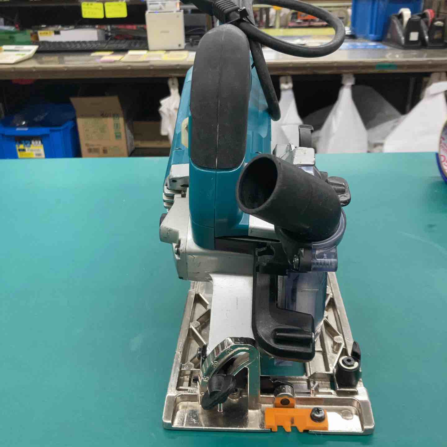 ☆マキタ(makita) 防じん丸のこ KS5200FX 異音あり 本体のみ【戸田店
