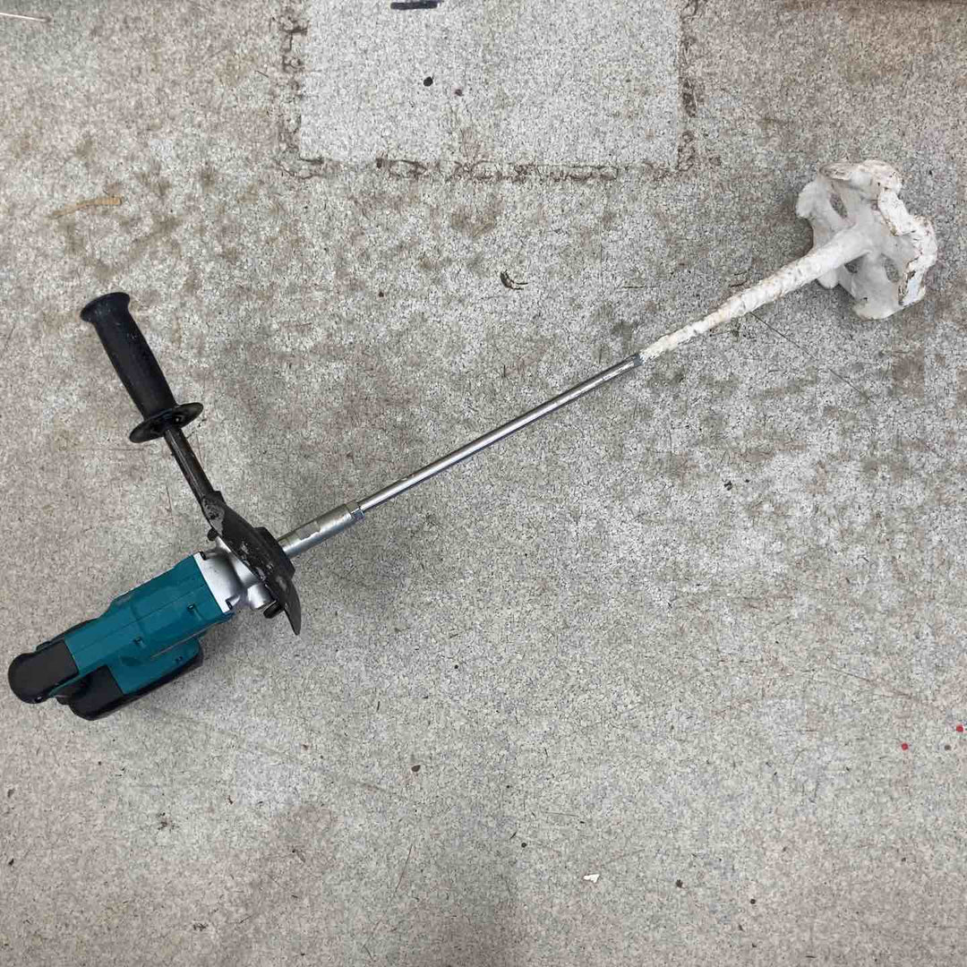 ★マキタ(makita) コードレスかくはん機 UT130DZ【八潮店】