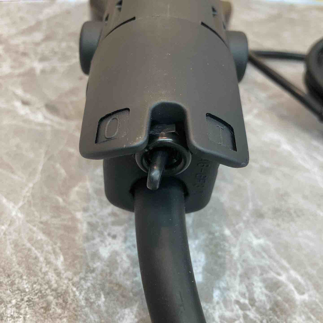 ☆マキタ(makita) 100mmディスクグラインダ 9539B【八潮店】