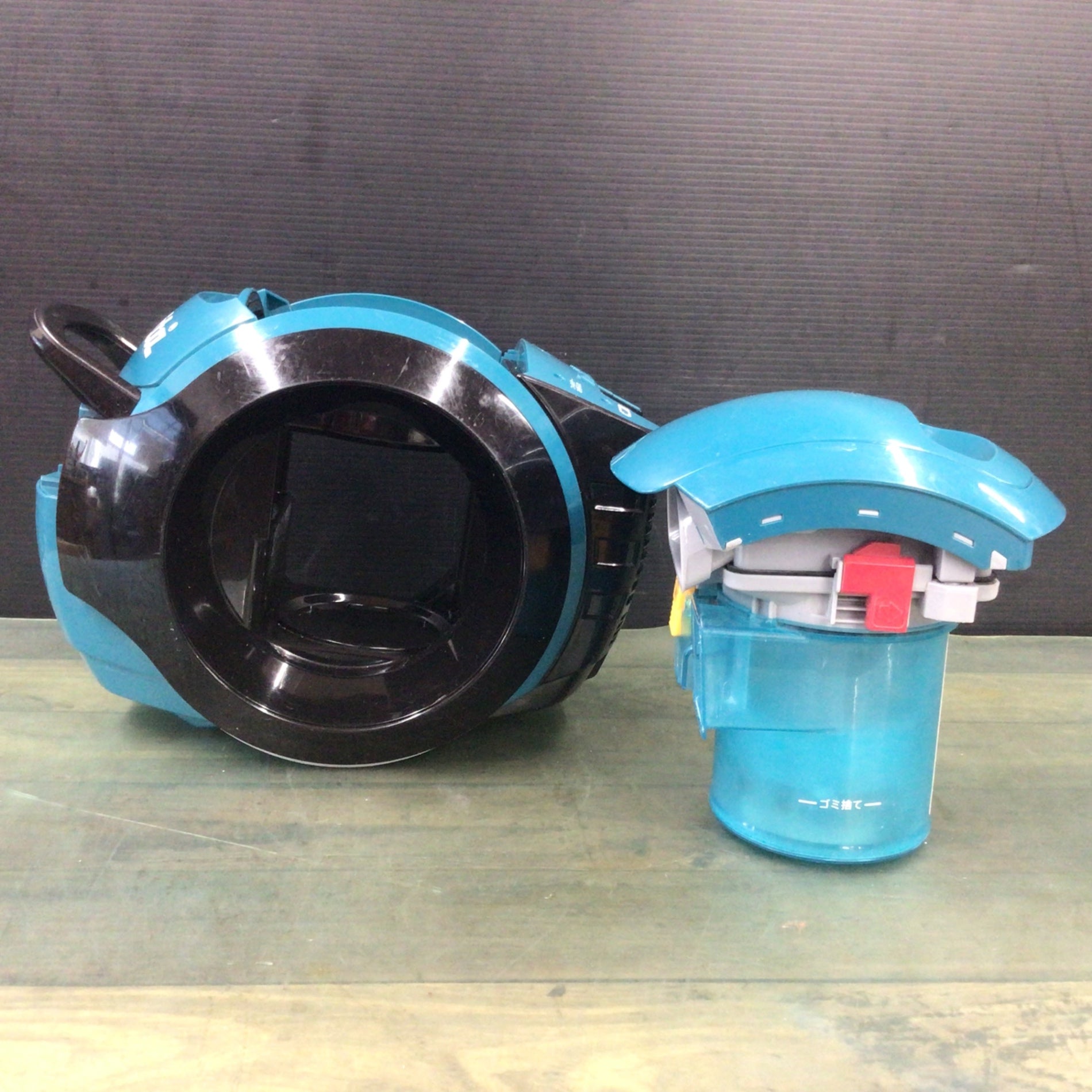 マキタ(makita) コードレスサイクロン掃除機 CL500DZ 【東大和店 マキタ(makita) コードレスサイクロン掃除機 CL500DZ 【東大和店