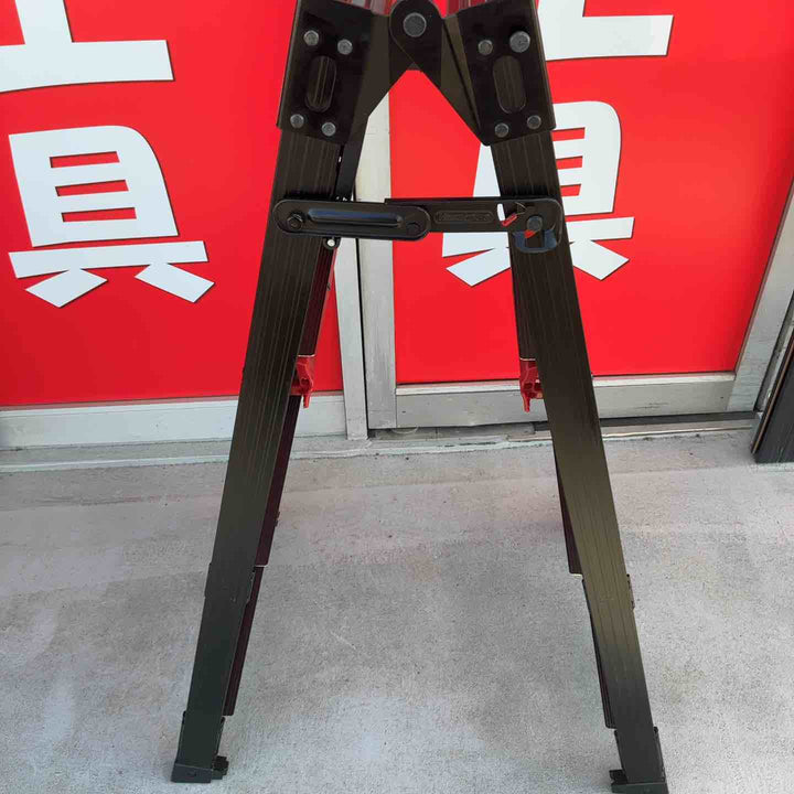 ◇長谷川工業(Hasegawa) BLACK LABEL 4段伸縮式はしご兼用脚立(ワンタッチバー付) RYZB-12 ブラックレーベル【藤沢店】