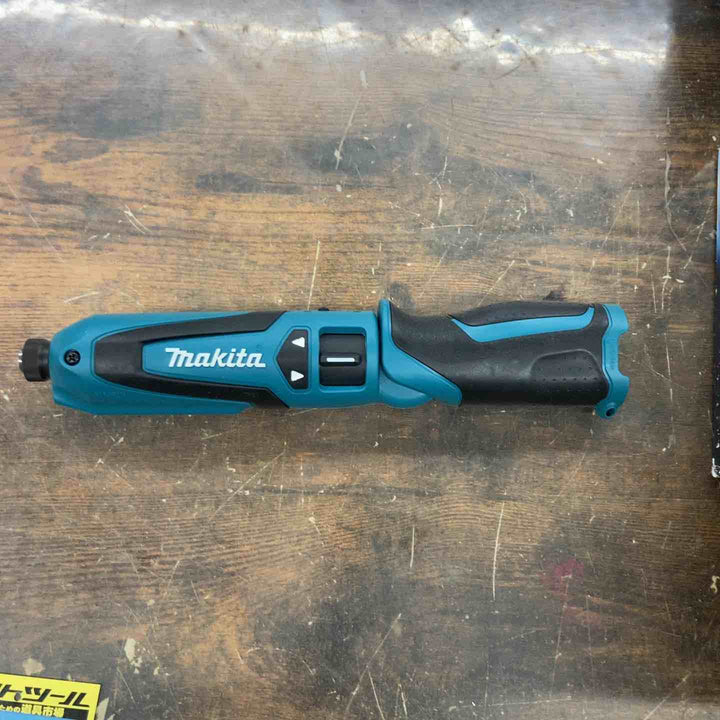 ☆マキタ(makita) コードレスペンインパクトドライバ TD021DSHSP【戸田店】