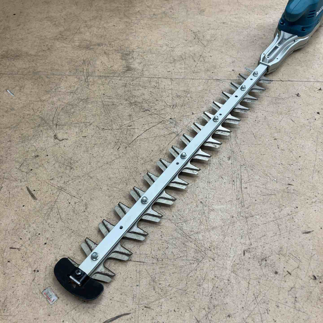 【中古品】 マキタ(makita) ポールヘッジトリマ 充電式18V 全長2m・刈込幅500mm MUN500WDZ 【東大和店】