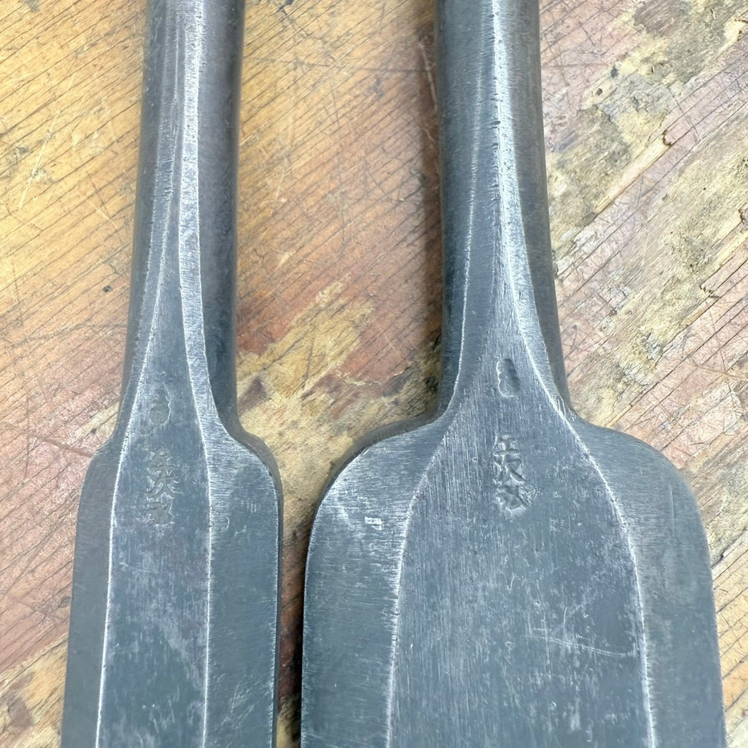 【中古品】左次弘 鑿 ノミ 突き鑿２本組【柏店】