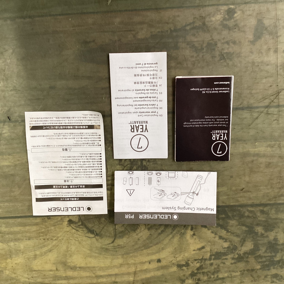 【中古美品】Ledlenser(レッドレンザー) LED懐中電灯 P5R 日常/作業用/小型軽量 【明るさ約420ルーメン】 【最長7年保証】 充電式 [日本正規品] 500897【東大和店】