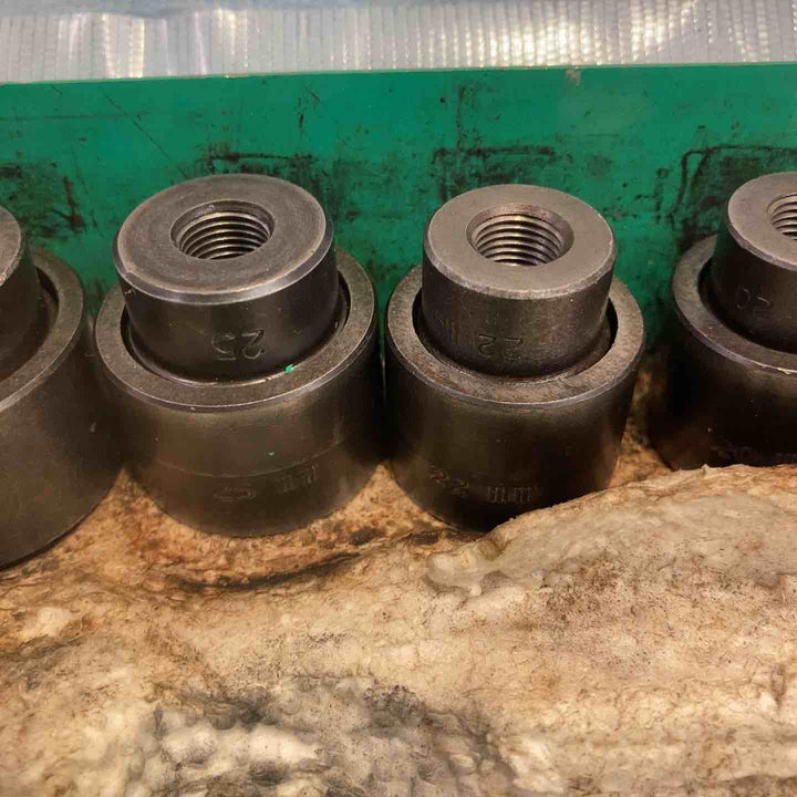 ◇亀倉精機 手動油圧パンチャー HP-1【町田店】