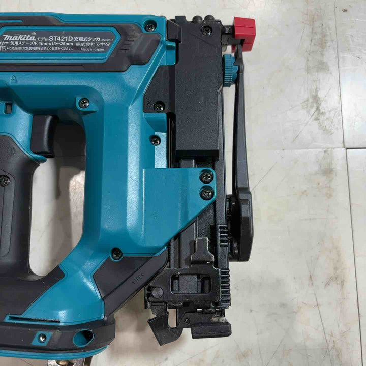 ★マキタ(makita) コードレスタッカー ST421DZK 動作確認済み【川口店】