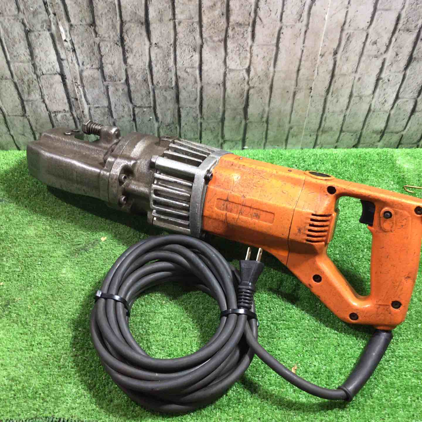✨HIT　中古　RC13-BN　鉄筋カッター✨うるま市田場✨ □HIT 万能ベンダー付鉄筋カッター RC-13BN(RC-13BN): 工具