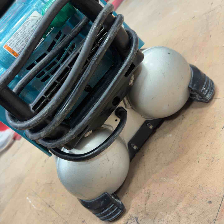 ★マキタ(makita) 高圧エアコンプレッサ AC462XL【草加店】