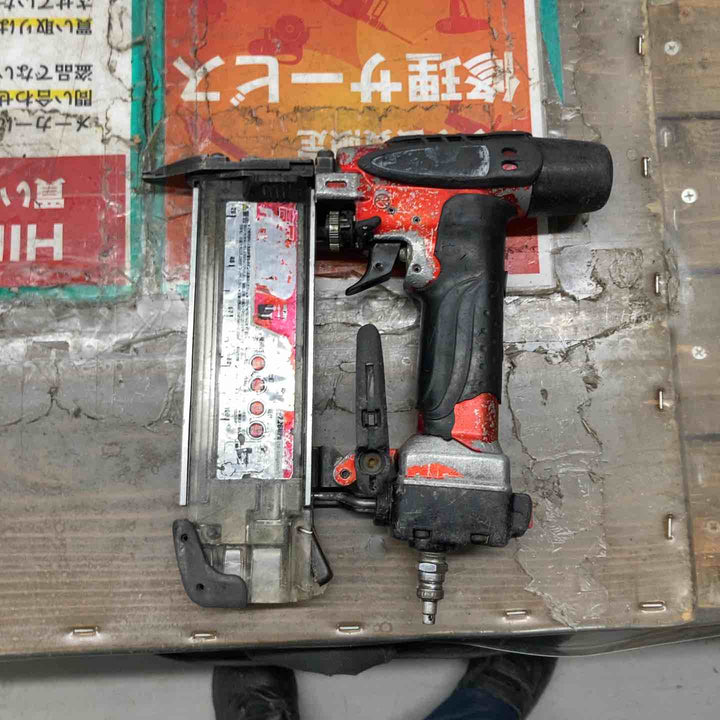 ★マキタ(makita)高圧フィニッシュネイラ AF551H グリップちぎれあり 高圧仕上げ釘【戸田店】