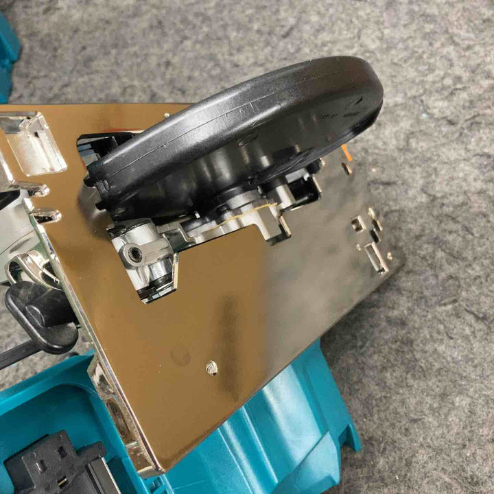 マキタ makita 18V コードレス 丸のこ HS631DGXS フルセット 【鴻巣店】