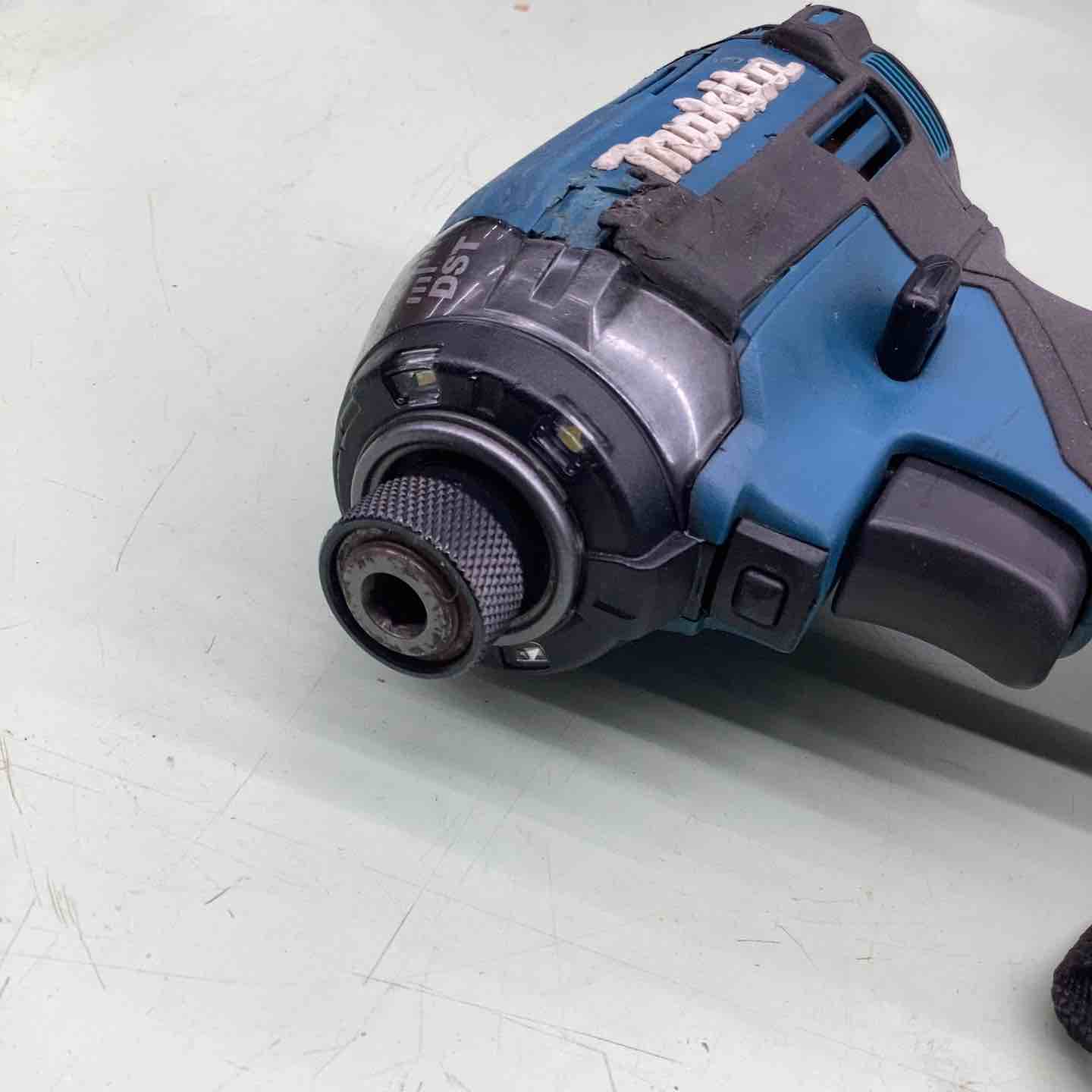 ★マキタ(makita) コードレスインパクトドライバー TD002GZ【越谷店】 ☆マキタ(makita) コードレスインパクトドライバー TD002GZ【越谷店