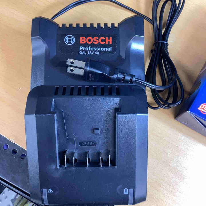 Bosch Professional(ボッシュ) 18V コードレスマルチツール(カットソー) (本体のみ、カットソー・マルチツール用ブレード32mm PAIZ32APB、 キャリングケース付) GMF18V-34H 【ブレード取付1秒！スナップインシステム】【越谷店】