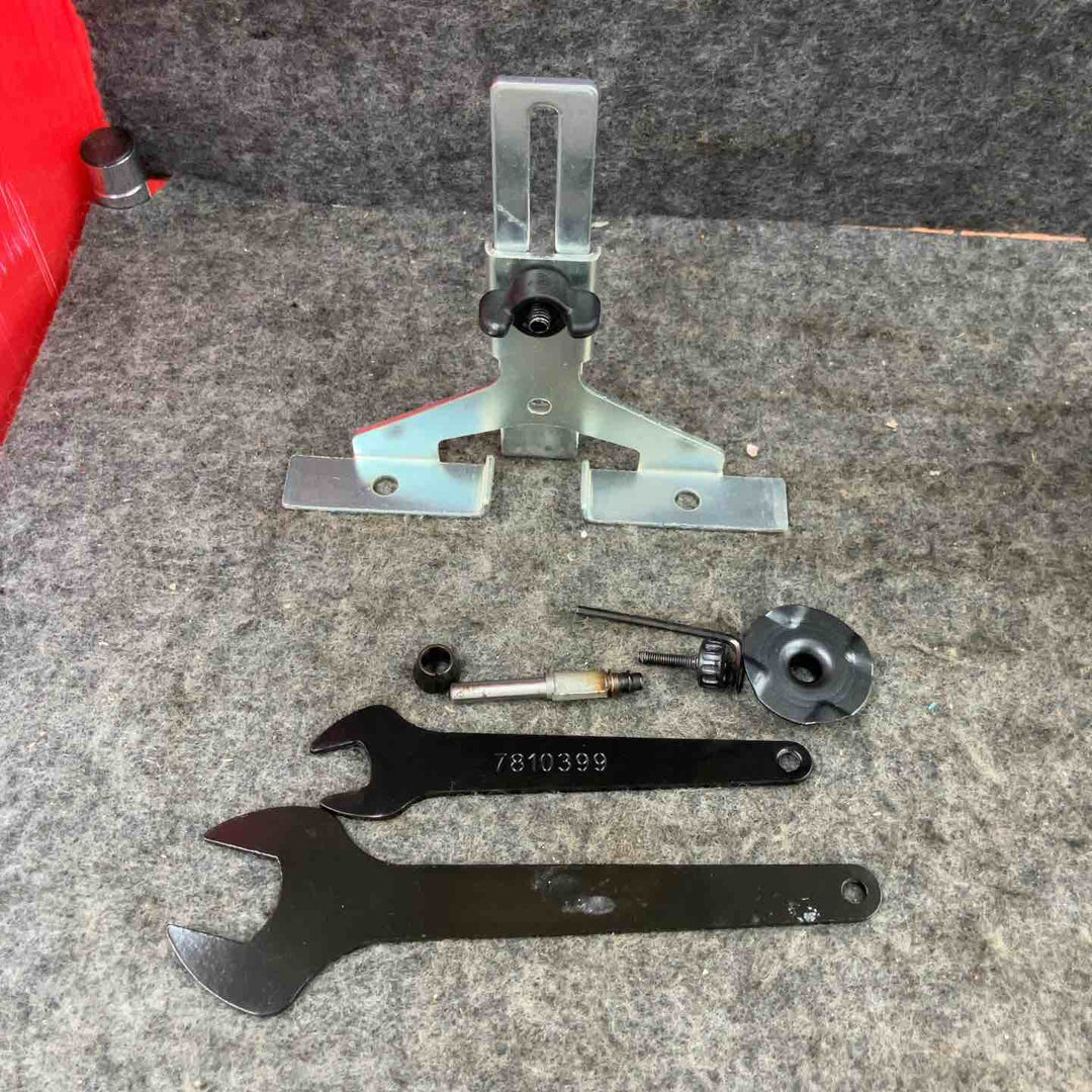 ★マキタ(makita) コードレストリマー RT50DZ【鴻巣店】