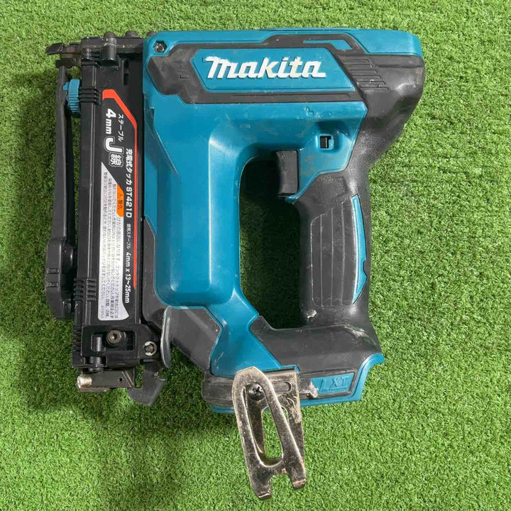 ★マキタ(makita) コードレスタッカー ST421DZK 動作確認済【川口店】