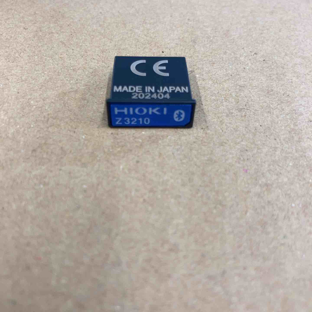 HIOKI デジタルマルチメータ DT4261 無線通信(Z3210装着時):通信距離 見通し10m 携帯用ケース＆ワイヤレスアダプタ付き【八潮店】