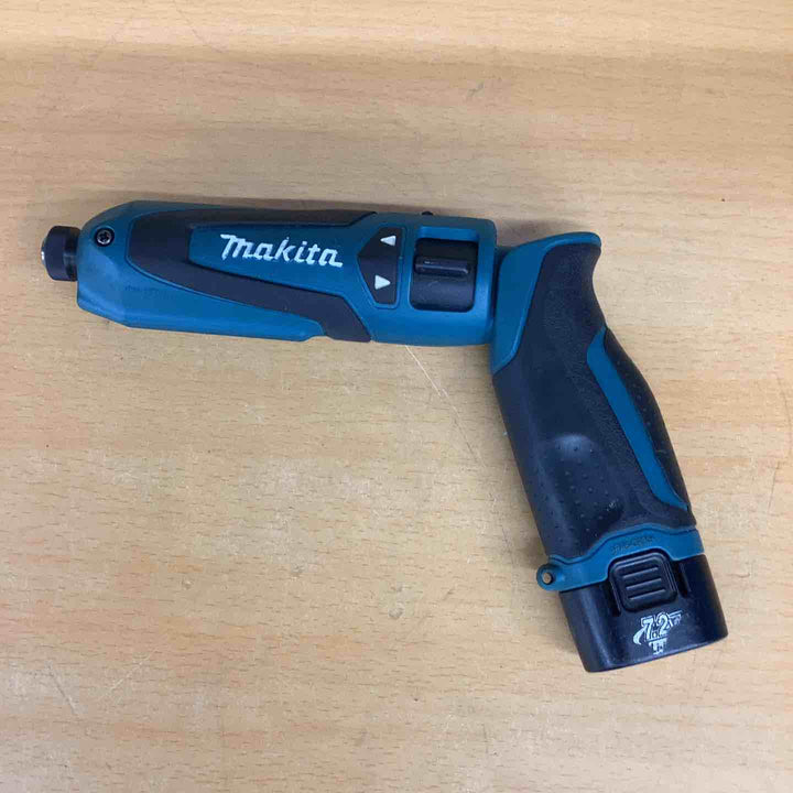 ☆マキタ(makita) コードレスペンインパクトドライバー TD021DZ【越谷店】
