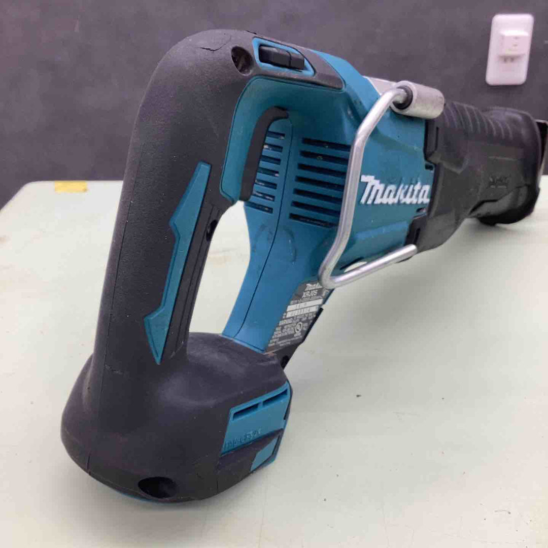 マキタ 18V 充電式 ブラシレス レシプロソー/セーバーソー XRJ05Z【マキタUSAモデル・保証付】本体のみ [並行輸入品]【越谷店】