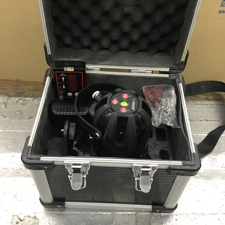 〇VOICE レーザー墨出し器 VLR-5X【所沢店】