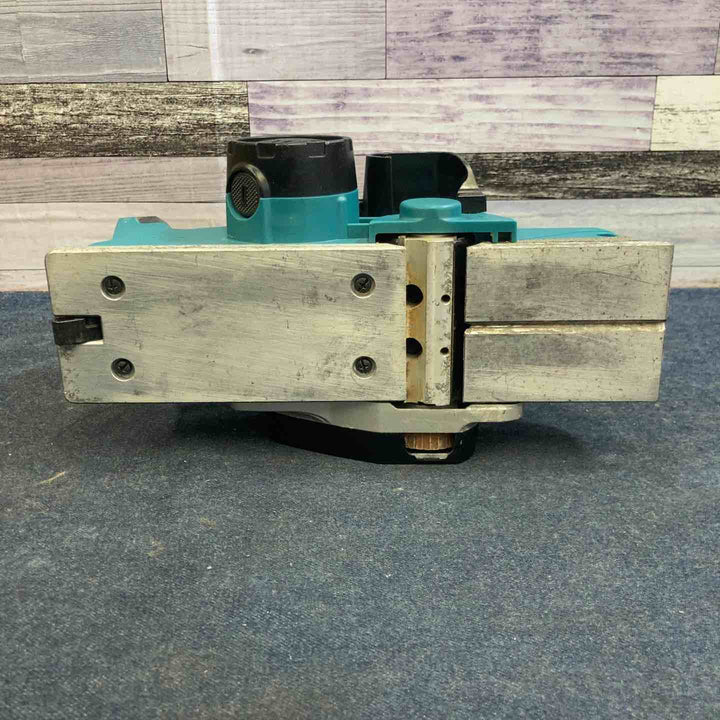 ★マキタ(makita) コードレスカンナ KP180DZ【八潮店】