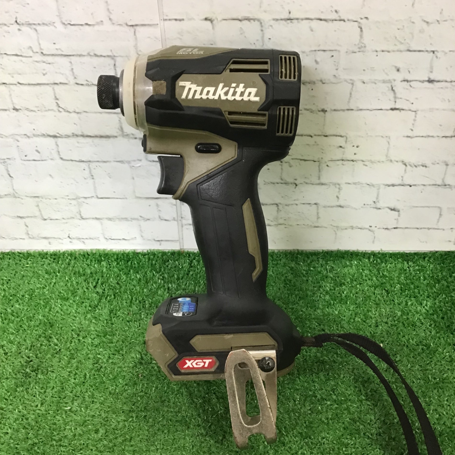 ☆マキタ(makita) コードレスインパクトドライバー TD001GDXAR