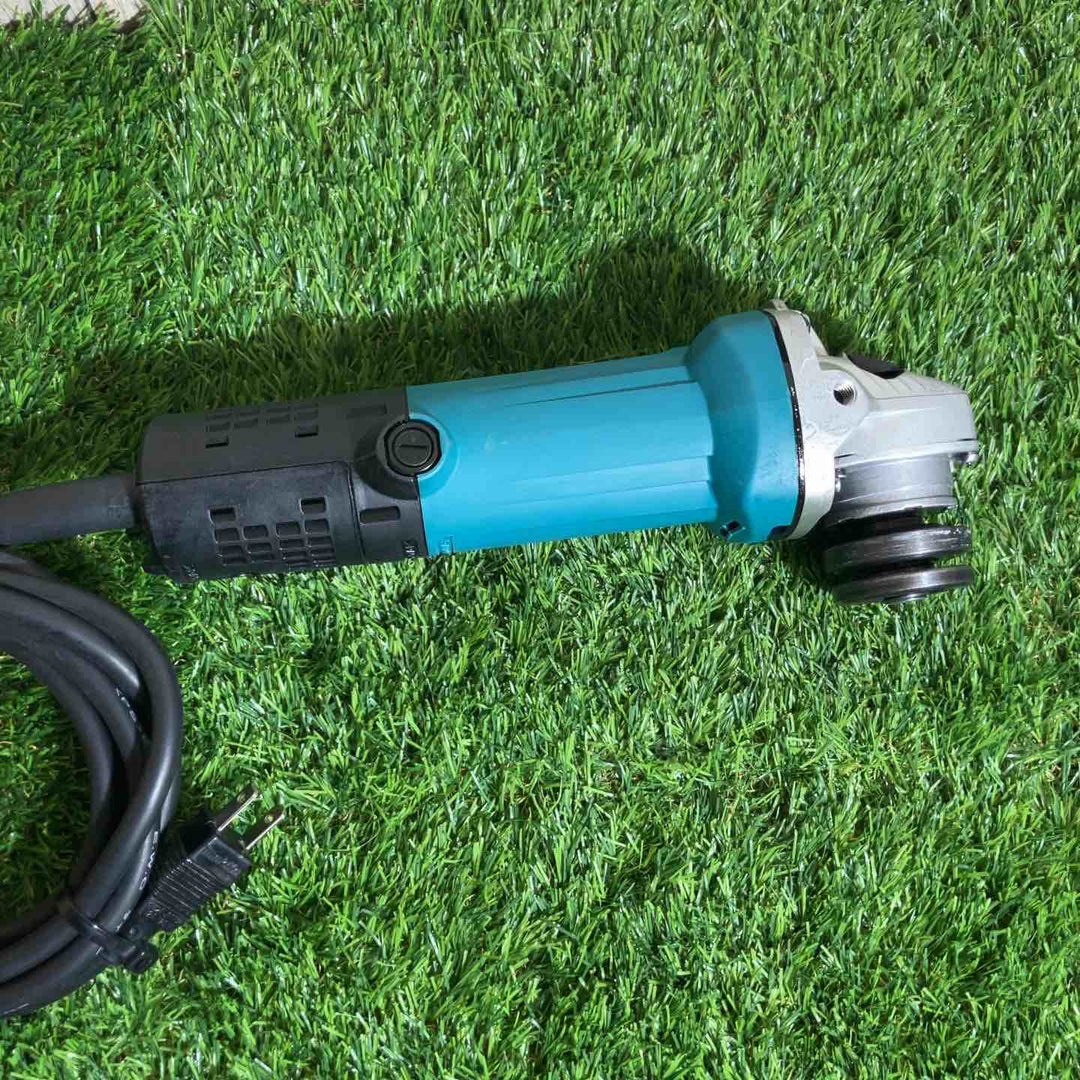 ☆マキタ(makita) 125mm ディスクグラインダ 9535B【戸田店】