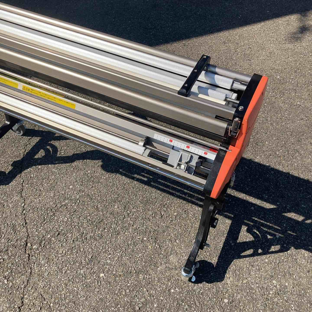 【店頭受取り限定】【中古品】ヤヨイ化学(YAYOI) 自動壁紙糊付機 コータックス ショウ COATAX SHO 401-220【所沢店】