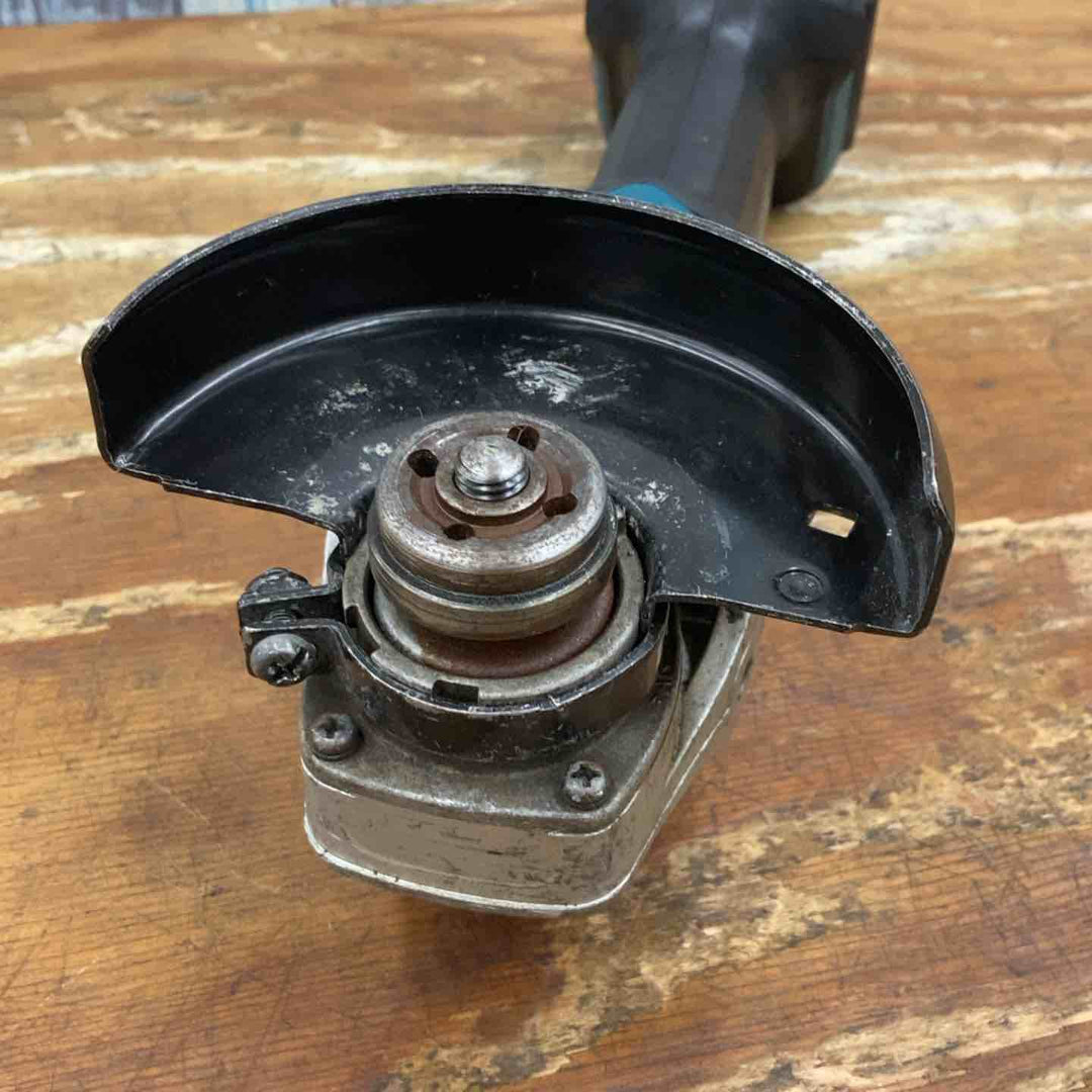 【中古品】★マキタ(makita) 100mmコードレスディスクグラインダ GA412DZ 18V 本体のみ【柏店】