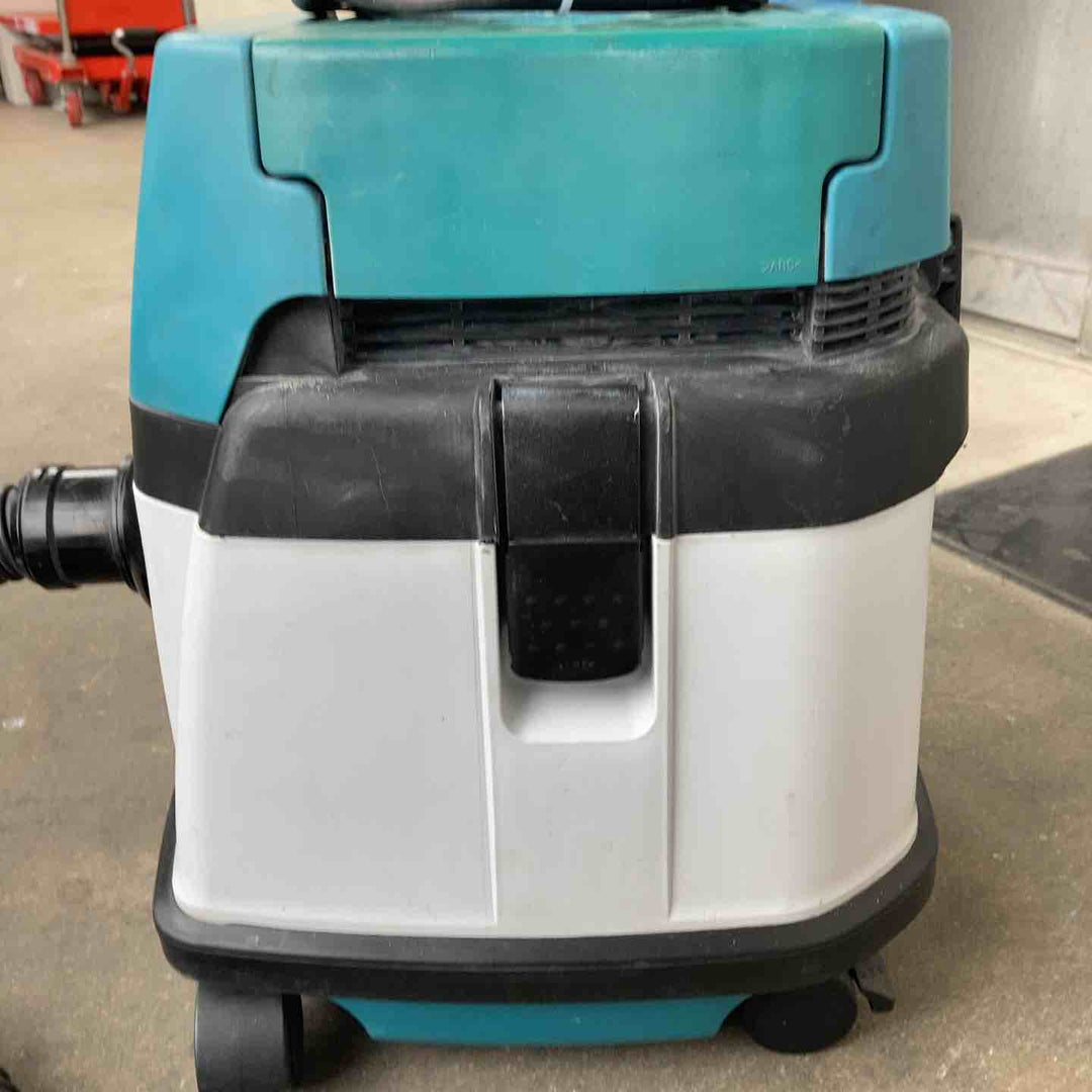 【型式不明】 マキタ(makita) 集じん機(483or484?) 【桶川店】