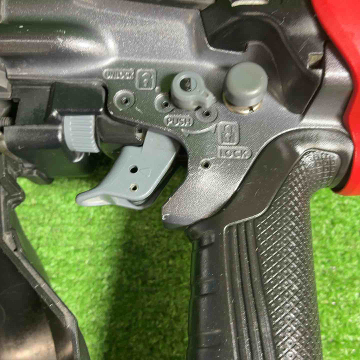 【中古品】 マックス (MAX) 高圧エア釘打ち機 HN-90N6(D)-G 【藤沢店】