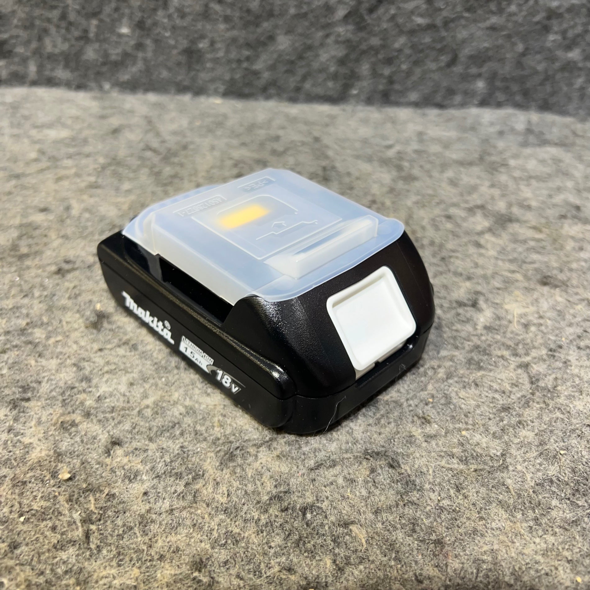 新品 マキタ 18V-1.5Ah　リチウムイオンバッテリ　BL1815N マキタ リチウムイオンバッテリー[18V]・BL1830B・BL1840・BL1850