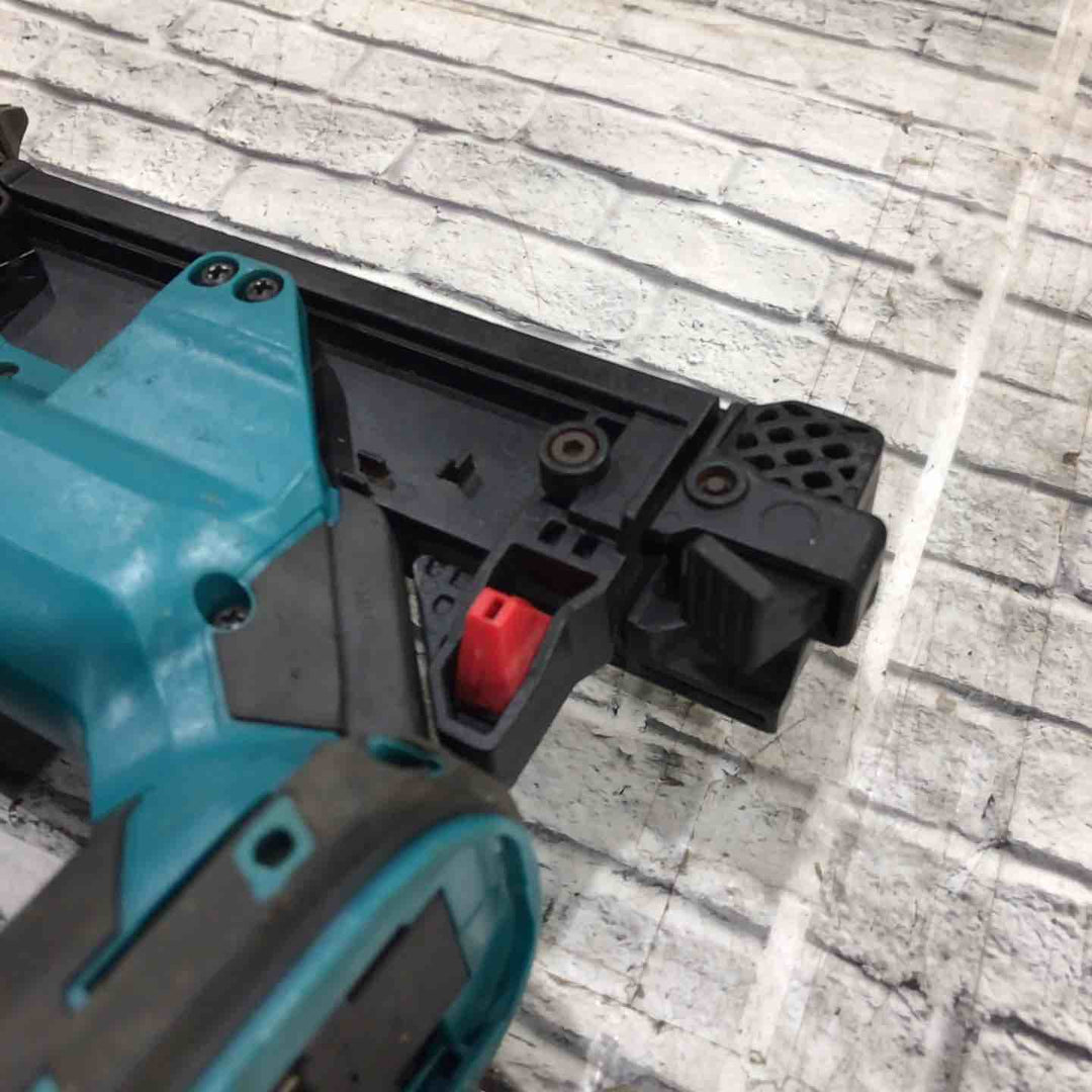 ★マキタ(makita) コードレスフィニッシュネイラ FN350DZK【川口店】